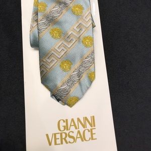 Gianni Versace Mens Tie!